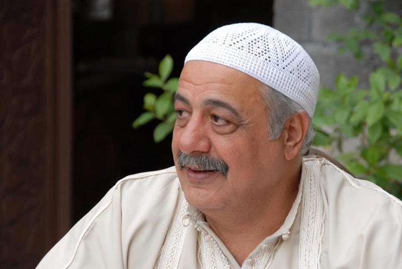 بالصورة: شاهدوا كيف أصبح شكل أيمن زيدان بعد سنوات من وفاة ابنه الأصغر